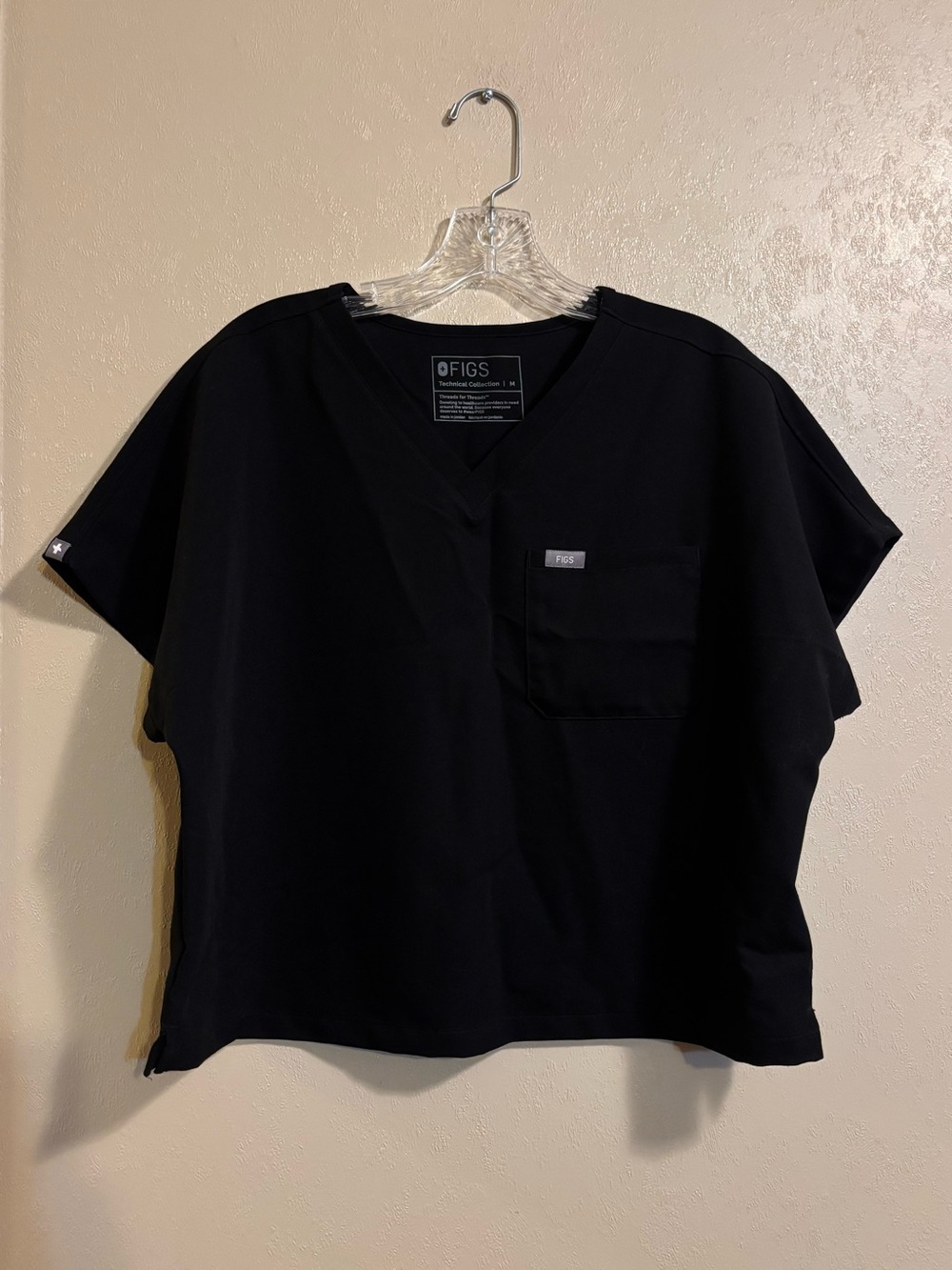 Figs Arua Cropped V-Neck Scrub Top sz M